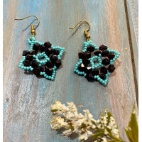 Blue and black beads star earring - Flower Child